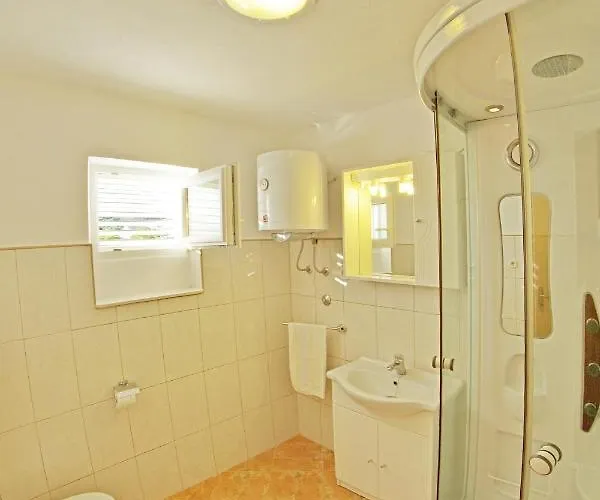 With A Parking Space Sumartin, Brac - 12487 Apartment *