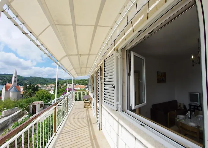 Apartment With A Parking Space Sumartin, Brac - 12487 *